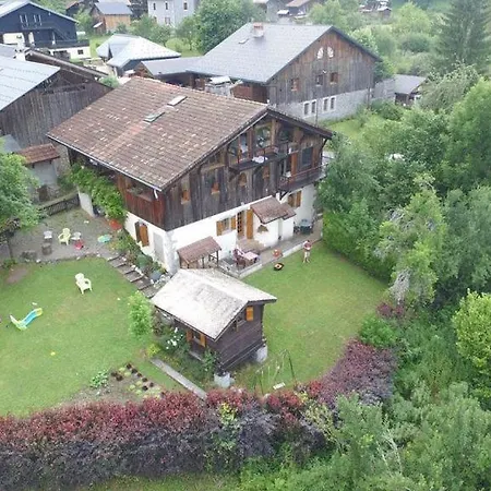 Chez Amis * Morillon