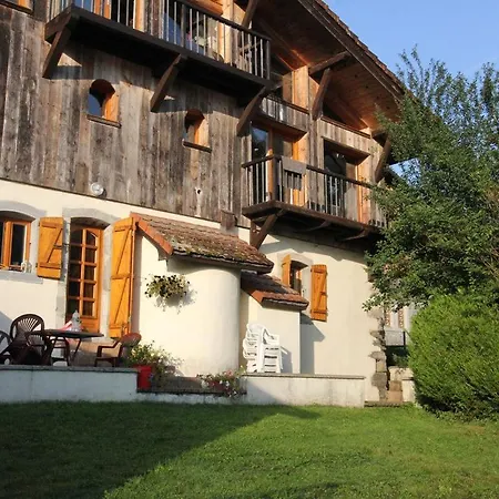 Chez Amis Apartment Morillon